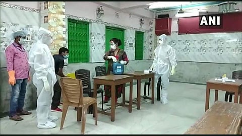 மும்பையில் மருத்துவர் உட்பட 6 மருத்துவ ஊழியர்களுக்கு கரோனா