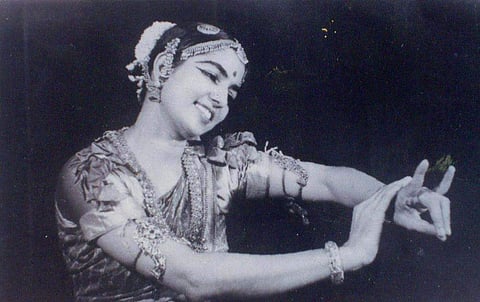 உலக நடன தினம்: ருக்மணி என்ற நாட்டியத் தாரகை