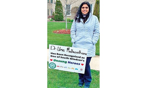 அமெரிக்கர்கள் கொண்டாடும் இந்திய மருத்துவர்..!