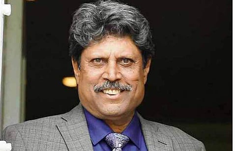 அலுவலக ஊழியர்களைப் பற்றி கவலையாக உள்ளது: கபில் தேவின் கரோனா ஊரடங்கு அனுபவம்