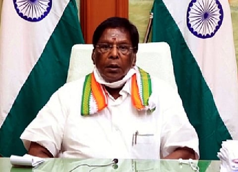 கரோனா தொற்றால் வருவாய் இழப்பு: அரசு ஊழியா்கள் தியாகங்களை செய்ய தயாராக இருக்க வேண்டும்