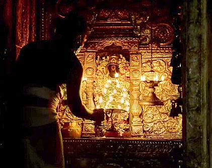 இணையதளத்தில் திருநள்ளாறு சனீஸ்வர பகவானுக்கு சிறப்பு ஆராதனை