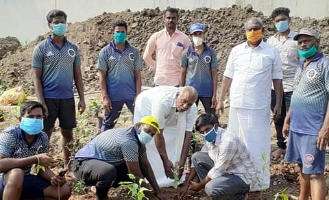 அதம்பார் கிராமத்தில் மரம் நடு விழா