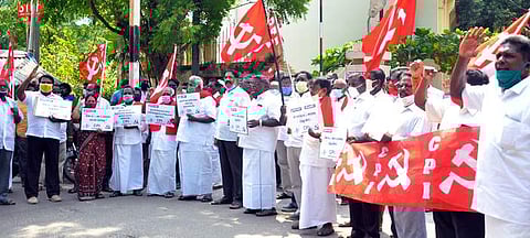 மின் கட்டண உயா்வைக் கண்டித்து இந்திய கம்யூனிஸ்ட் கட்சியினா் ஆா்ப்பாட்டம்