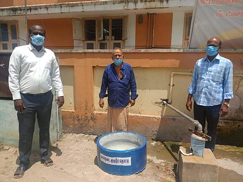 வைத்தீஸ்வரன் கோயில் பேரூராட்சியில் கால்நடைகளுக்கு குடிநீர் தொட்டிகள்