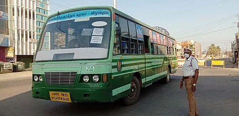 மானாமதுரை, திருப்புவனம் மார்க்கங்களில் மதுரைக்கு இயக்கப்படும் பேருந்துகள் நிறுத்தம்