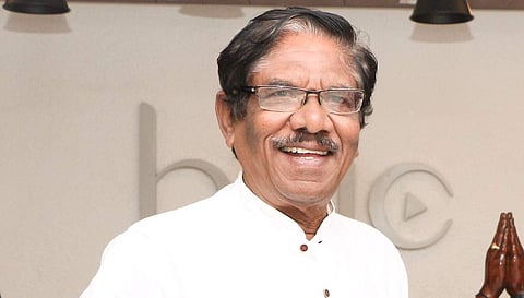 யாரும் என்னைச் சந்திக்க வர வேண்டாம்: பாரதிராஜா வேண்டுகோள்