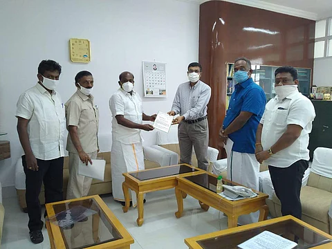 15 நாள்களுக்கு கடைகளை அடைக்கத் தயார்: தமிழ்நாடு வணிகர் சங்கத் தலைவர் விக்கிரமராஜா