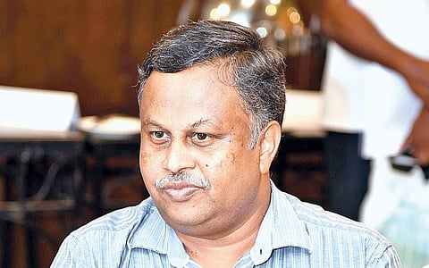 சரியான பார்வை... சரியான வழி... சரியான செயல் - 100