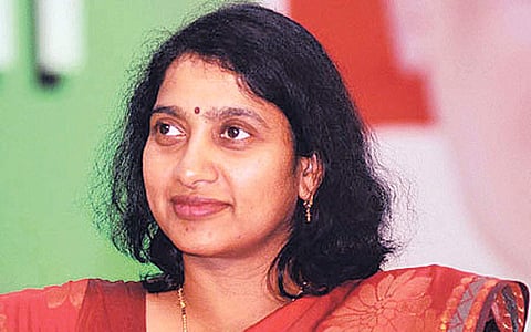 கரோனா காலத்தில் சாதிக்கும் பெண்மணிகள்..!