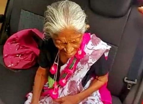 40 வருடங்களுக்குப் பிறகு குடும்பத்துடன் இணைந்த 93 வயது பாட்டி