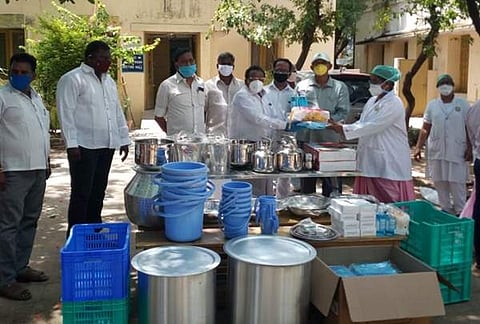 அரசு மருத்துவமனைக்கு ரூ.5.லட்சம் செலவில் மருத்துவ உபகரணங்கள்