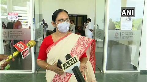 கரோனா தொற்று ஒரு கிளஸ்டரிலிருந்து இன்னொரு கிளஸ்டருக்குப் பரவுவதைத் தடுக்க கேரள அரசு முயற்சித்து வருவதாக அந்த மாநில சுகாதாரத் துறை அமைச்சர் கே.கே. ஷைலஜா தெரிவித்துள்ளார்.