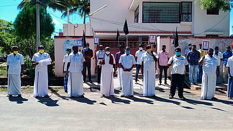 பெரியகுளத்தில் திமுக சார்பில் ஆர்ப்பாட்டம்