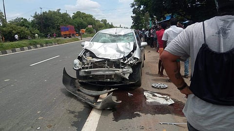மதுராந்தகம் அருகே சாலை விபத்தில் ஒருவர் பலி,இருவர் படுகாயம்