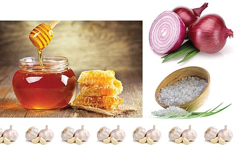 கரோனாவை விரட்டும் நால்வர்!