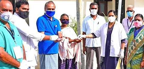 கரோனாவால் தடைசெய்யப்பட்ட பகுதிகளில் ஹோமியோபதி மாத்திரை வழங்கல்
