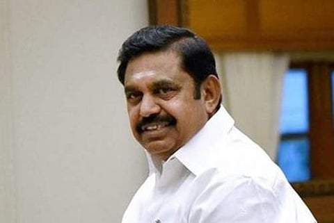 ​குடும்பச் சொத்துப் பங்கீட்டில் பெண்களுக்கும் சம உரிமை உள்ளது என்ற உச்ச நீதிமன்றத்தின் தீர்ப்பை வரவேற்பதாக தமிழக முதல்வர் எடப்பாடி கே. பழனிசாமி தெரிவித்துள்ளார். (கோப்புப்படம்)