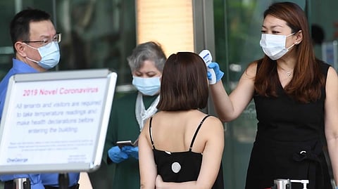 சிங்கப்பூா்: மேலும் 87 பேருக்கு பாதிப்பு