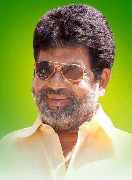 ஆா். சந்திரமோகன்.