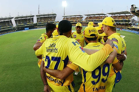 அதிர்ச்சியில் ரசிகர்கள்: சிஎஸ்கே அணியின் மற்றொரு வீரருக்கு கரோனா?