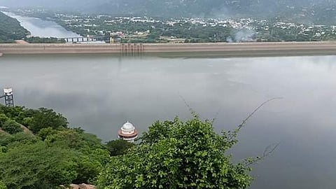 மேட்டூா் அணை