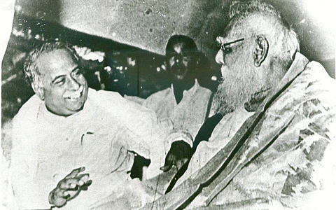 பெரியாருடன்  அண்ணா