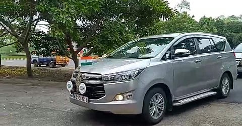 பாமக நிறுவனர் ராமதாஸுடன் அதிமுக அமைச்சர்கள் சந்திப்பு