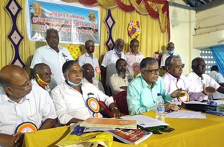 தமிழ்நாடு கோயில் ஓய்வுபெற்ற பணியாளா்கள் சங்கக் கூட்டம்