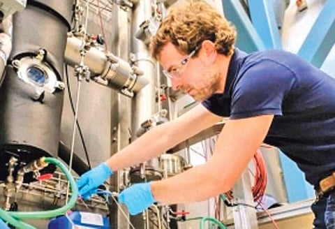 வெயிலை சேமிக்கலாம்! 