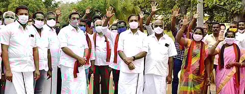 சங்ககிரியில் மாற்றுக்கட்சிகளிலிருந்து விலகி 70 பேர் திமுகவில் இணைப்பு 