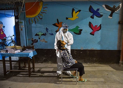 தில்லி: 7 மாதங்களுக்குப் பிறகு 500-க்கும் கீழ் குறைந்த கரோனா பாதிப்பு