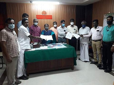 கோவில்பட்டி கோட்ட இறுதி வாக்காளர் பட்டியலை வெளியிட்ட கோட்டாட்சியர் விஜயா.