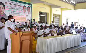 முதல்வா் வருகை குறித்து ஆலோசனைக் கூட்டம்