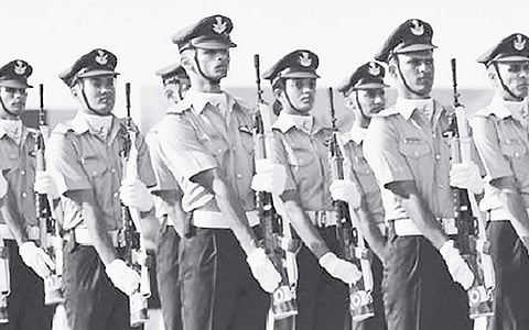 வேலை... வேலை... வேலை...