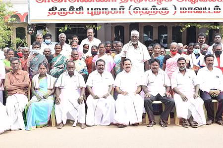 அதிமுகவில் இணைந்த மாற்றுக் கட்சியினா்