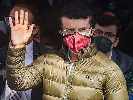 மருத்துவமனையில் இருந்து வீடு திரும்பினாா் கங்குலி