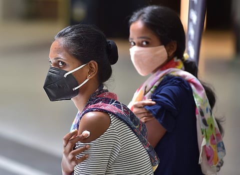 தமிழகத்தில் குறைந்து வருகிறது கரோனா