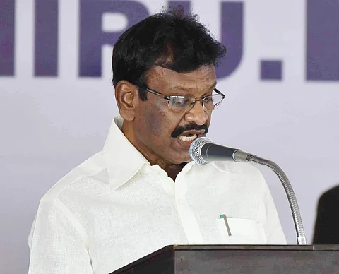 இடைத்தரகர்களை நம்பி ஏமாற வேண்டாம்: அமைச்சர் சா.மு. நாசர்
