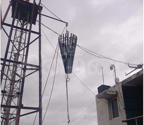 காரைக்கால் துறைமுகத்தில் 3-ம் எண் புயல் எச்சரிக்கை கூண்டு ஏற்றம்