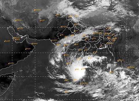 காற்றழுத்த தாழ்வு மண்டலம்