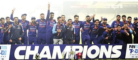 டி20 தொடரை முழுமையாக வென்றது இந்தியா: கடைசி ஆட்டத்திலும் நியூஸி.யை வீழ்த்தியது