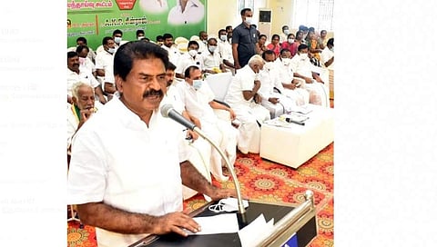 ஈரோட்டில் நடைபெற்ற கொங்கு நாடு மக்கள் தேசிய கட்சியின் கலந்தாய்வு கூட்டம்.