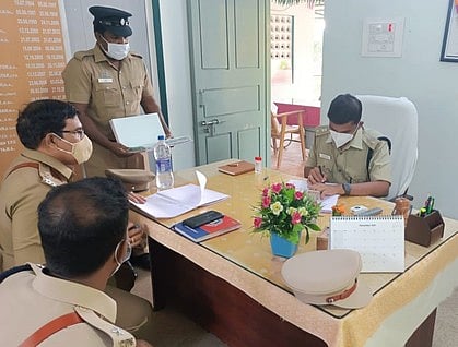 வந்தவாசி டிஎஸ்பி அலுவலகத்தில் ஆய்வு மேற்கொண்ட மாவட்ட காவல் கண்காணிப்பாளா் அ.பவன்குமாா் ரெட்டி.