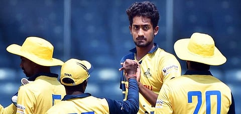 சிஎஸ்கே அணியில் இடம்பெற்றுள்ள தமிழக வீரர் சாய் கிஷோர்