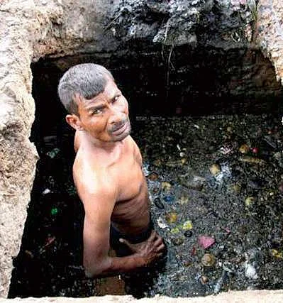 மனிதக் கழிவுகளை மனிதர்களே சுத்திகரிக்க பாட்னா மாநகராட்சித் தடை