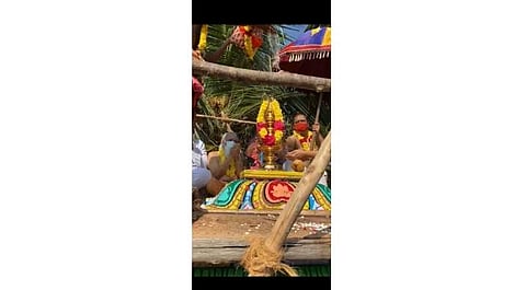 மகிழஞ்சேரி ஸ்ரீபெத்தாரணசுவாமி கோயில் கும்பாபிஷேகம் நடைபெற்ற போது எடுத்த படம்.