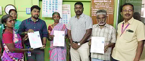 பீடித் தொழிலில் கொத்தடிமைகளாக ஈடுபடுத்தப்பட்டிருந்த 3 போ் மீட்பு