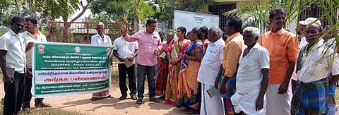 அரியலூா் வேளாண் அறிவியல் மையத்திற்கு கண்டுணா்வு சுற்றுலா சென்ற அம்பாசமுத்திரம் வட்டார விவசாயிகள்.