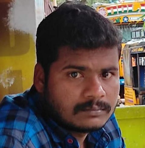 விபத்தில் பலியான பால் வியாபாரி அழகுமலை.